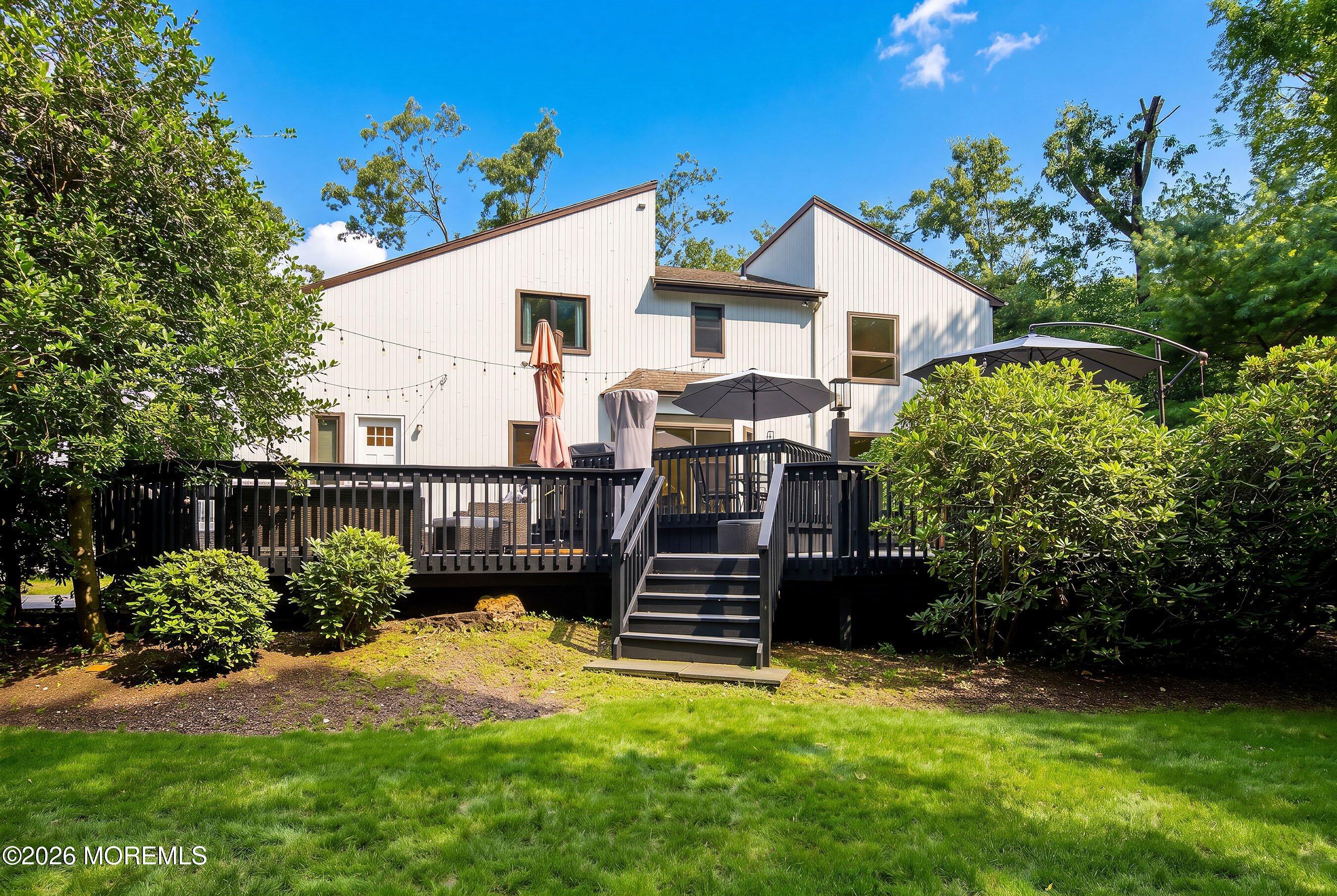 31 Eli Circle Morganville NJ 07751