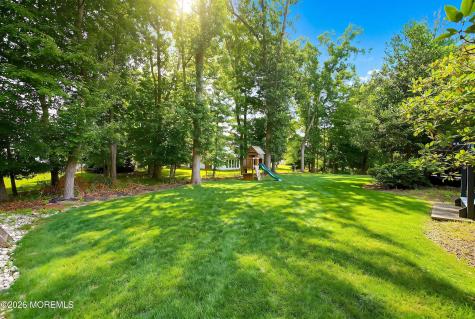 31 Eli Circle Morganville NJ 07751