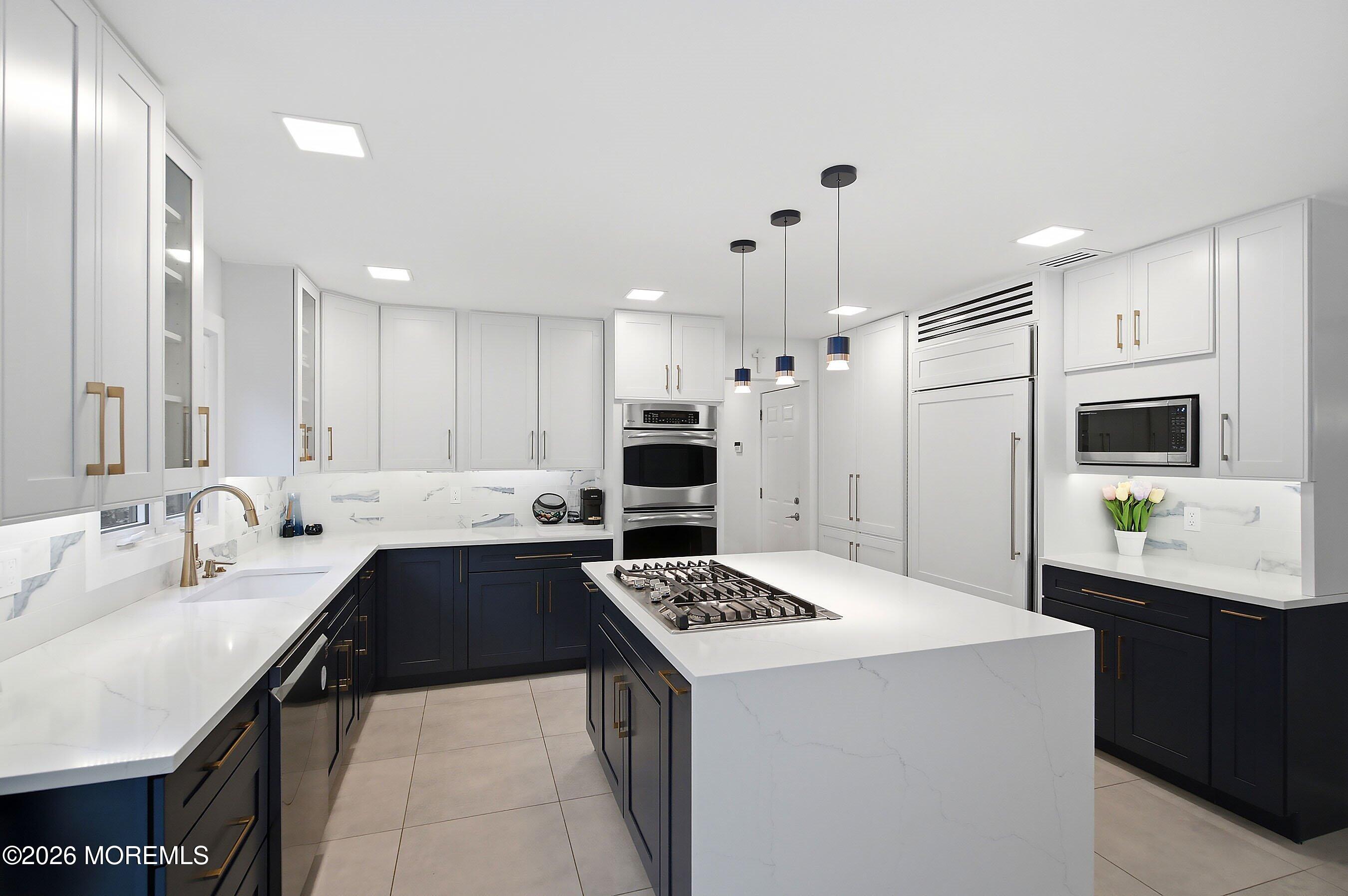 31 Eli Circle Morganville NJ 07751