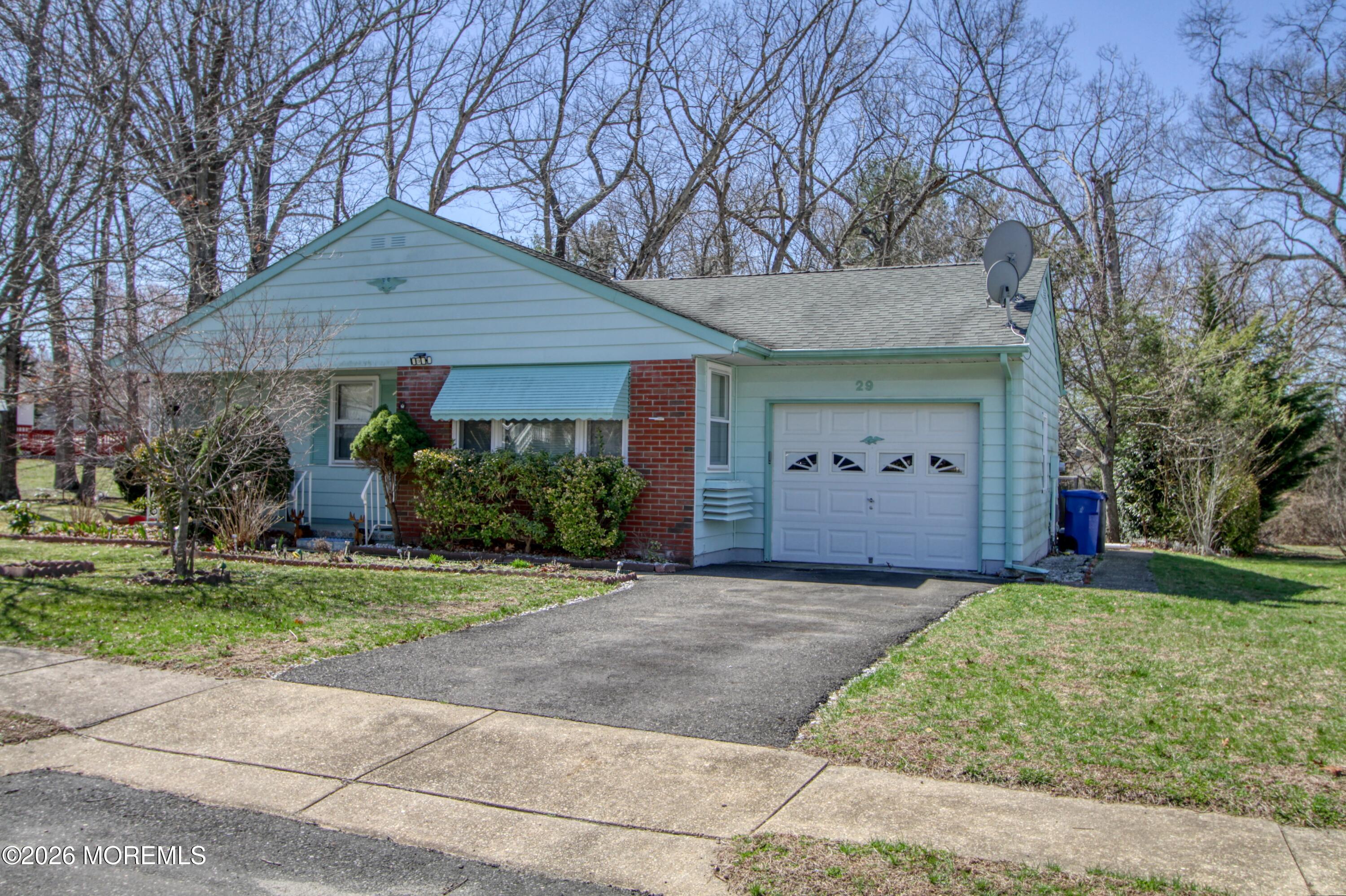 29 Green Drive Toms River NJ 08755