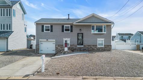 71 Ronald Avenue S Bayville NJ 08721