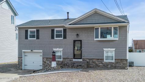 71 Ronald Avenue S Bayville NJ 08721