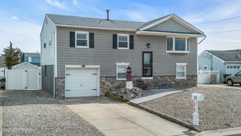 71 Ronald Avenue S Bayville NJ 08721