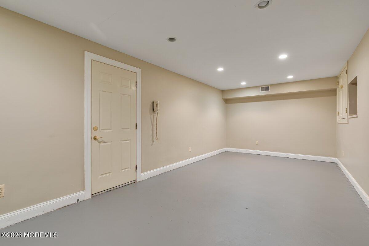 48 Ravine Drive Matawan NJ 07747