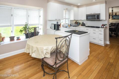 25 Mccue Road Morganville NJ 07751