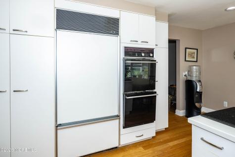 25 Mccue Road Morganville NJ 07751