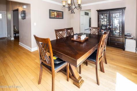25 Mccue Road Morganville NJ 07751