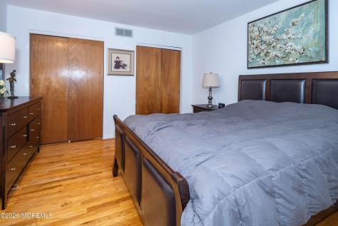 25 Mccue Road Morganville NJ 07751