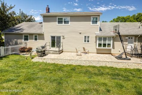 25 Mccue Road Morganville NJ 07751