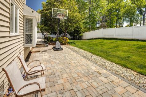 25 Mccue Road Morganville NJ 07751