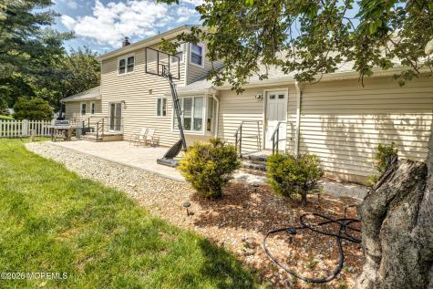 25 Mccue Road Morganville NJ 07751