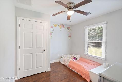 609 Main Street Bayville NJ 08721