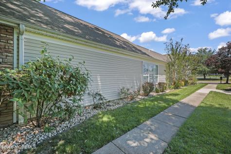 511 Skylark Drive Monroe NJ 08831
