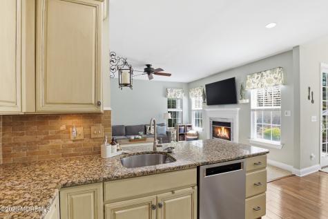 7 Dayna Court Howell NJ 07731