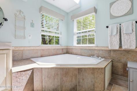 7 Dayna Court Howell NJ 07731