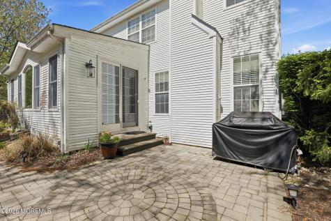 7 Dayna Court Howell NJ 07731