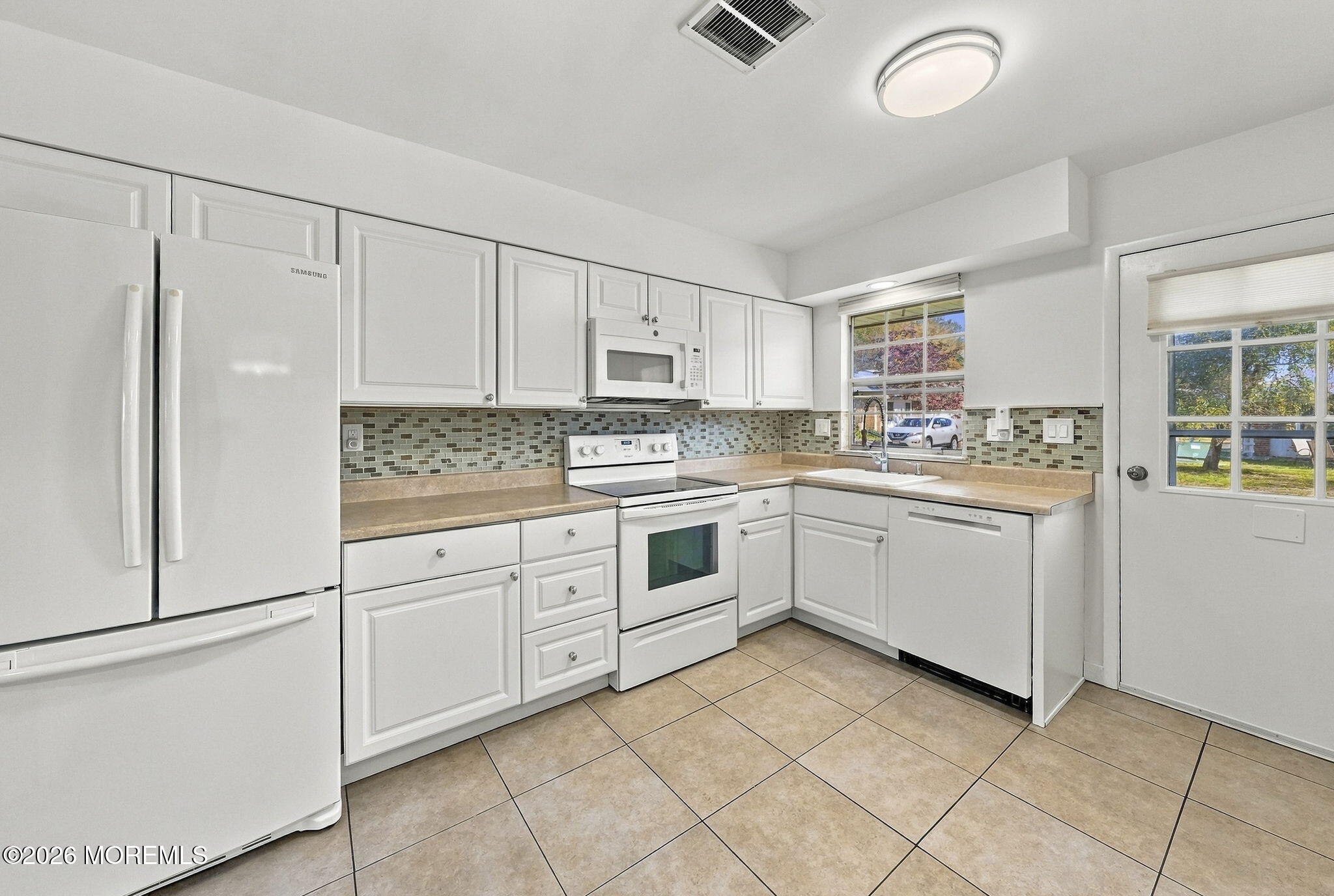 986 Aberdeen Drive Lakewood NJ 08701