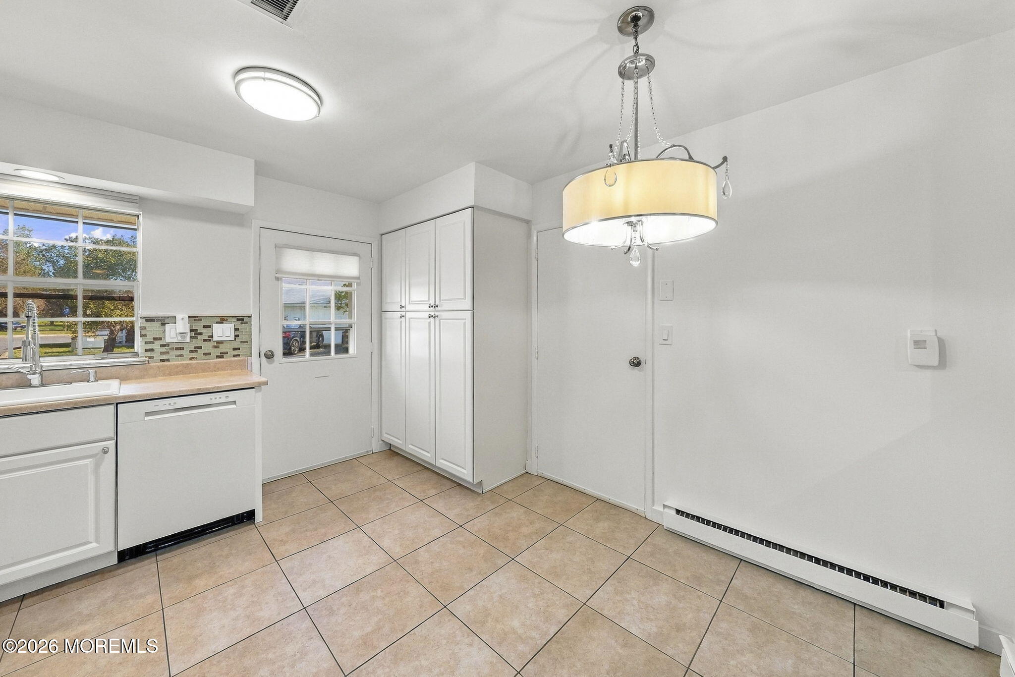 986 Aberdeen Drive Lakewood NJ 08701