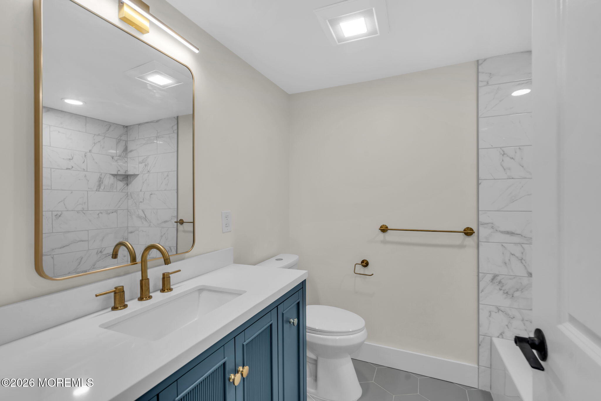 16 Larboard Street Beachwood NJ 08722