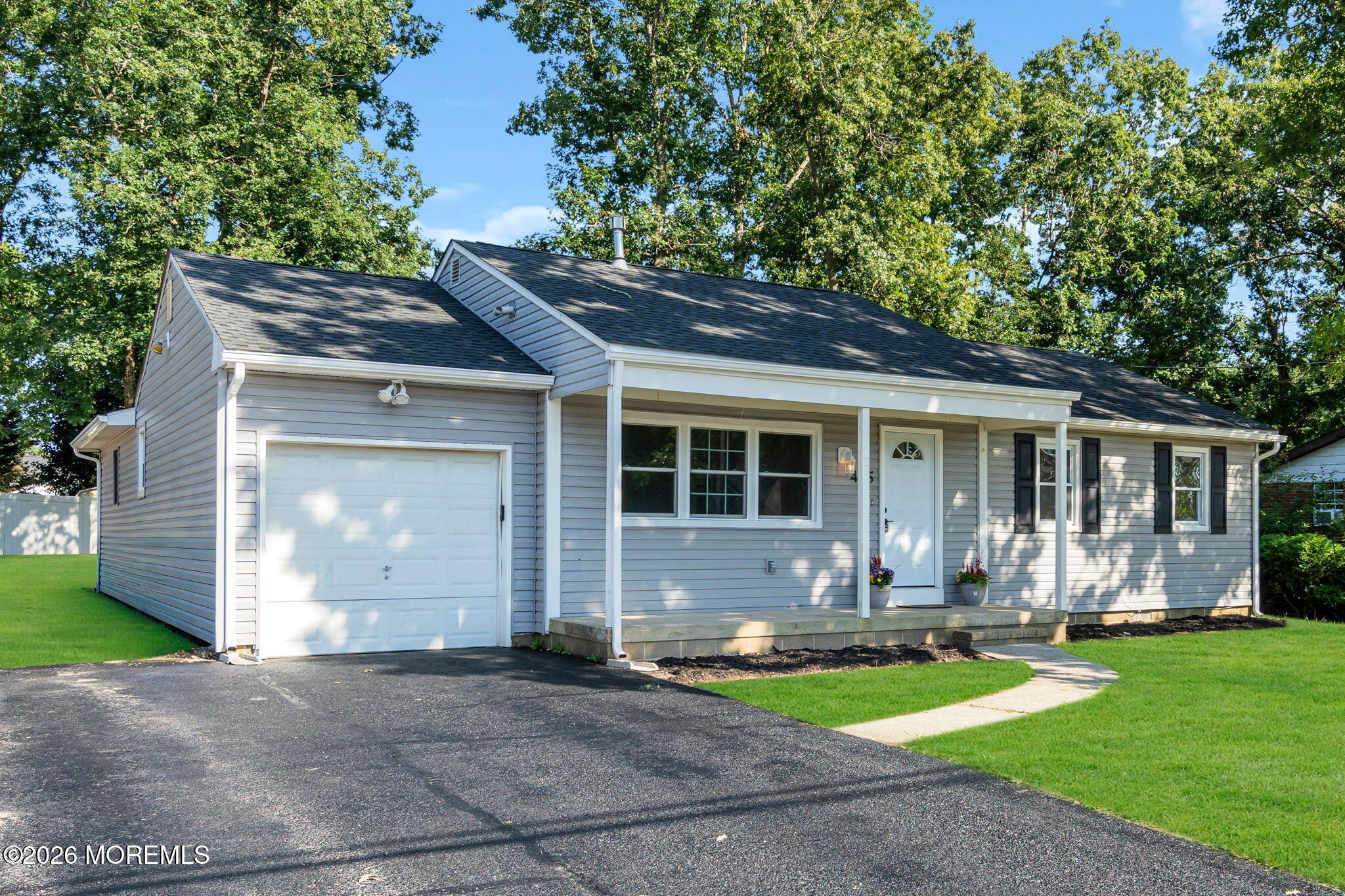 475 Lighthouse Drive Manahawkin NJ 08050