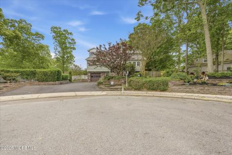 203 Thrush Court Lanoka Harbor NJ 08734