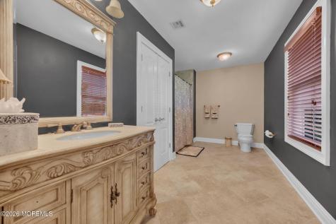 16 Woodhollow Road Colts Neck NJ 07722