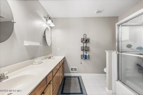 16 Conor Road Jackson NJ 08527