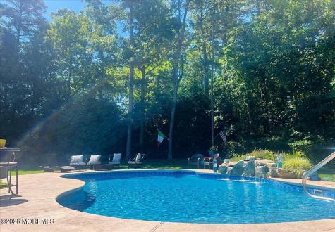 16 Conor Road Jackson NJ 08527