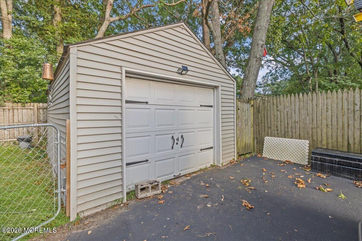15 Chestnut Street Waretown NJ 08758