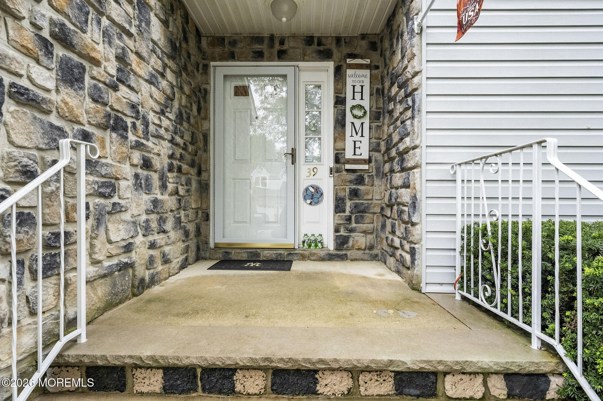 39 Hummingbird Court Marlboro NJ 07746