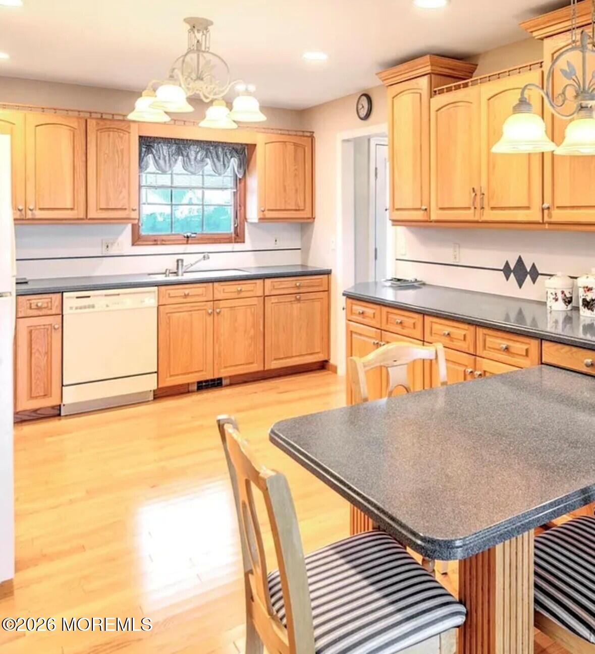 412 Bayview Avenue Bayville NJ 08721