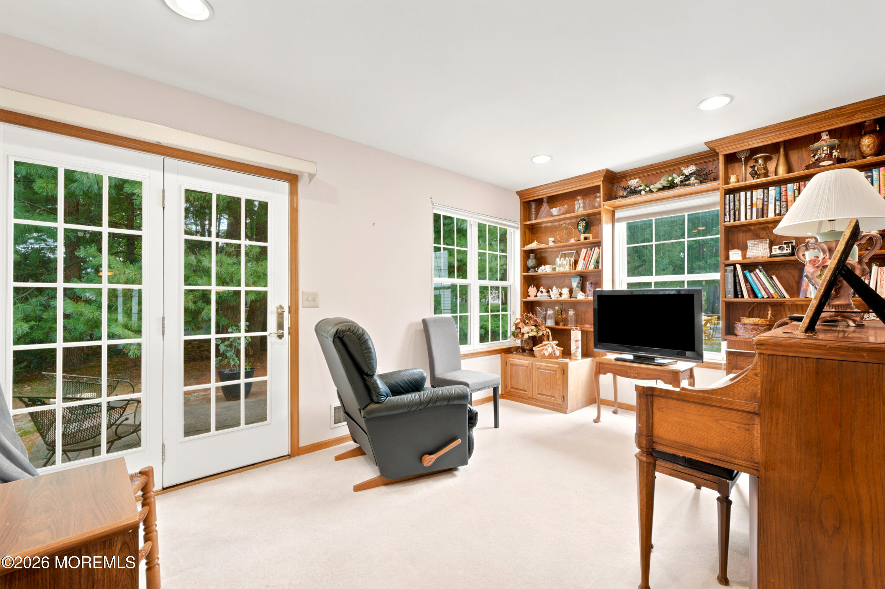 16 Angus Court Jackson NJ 08527