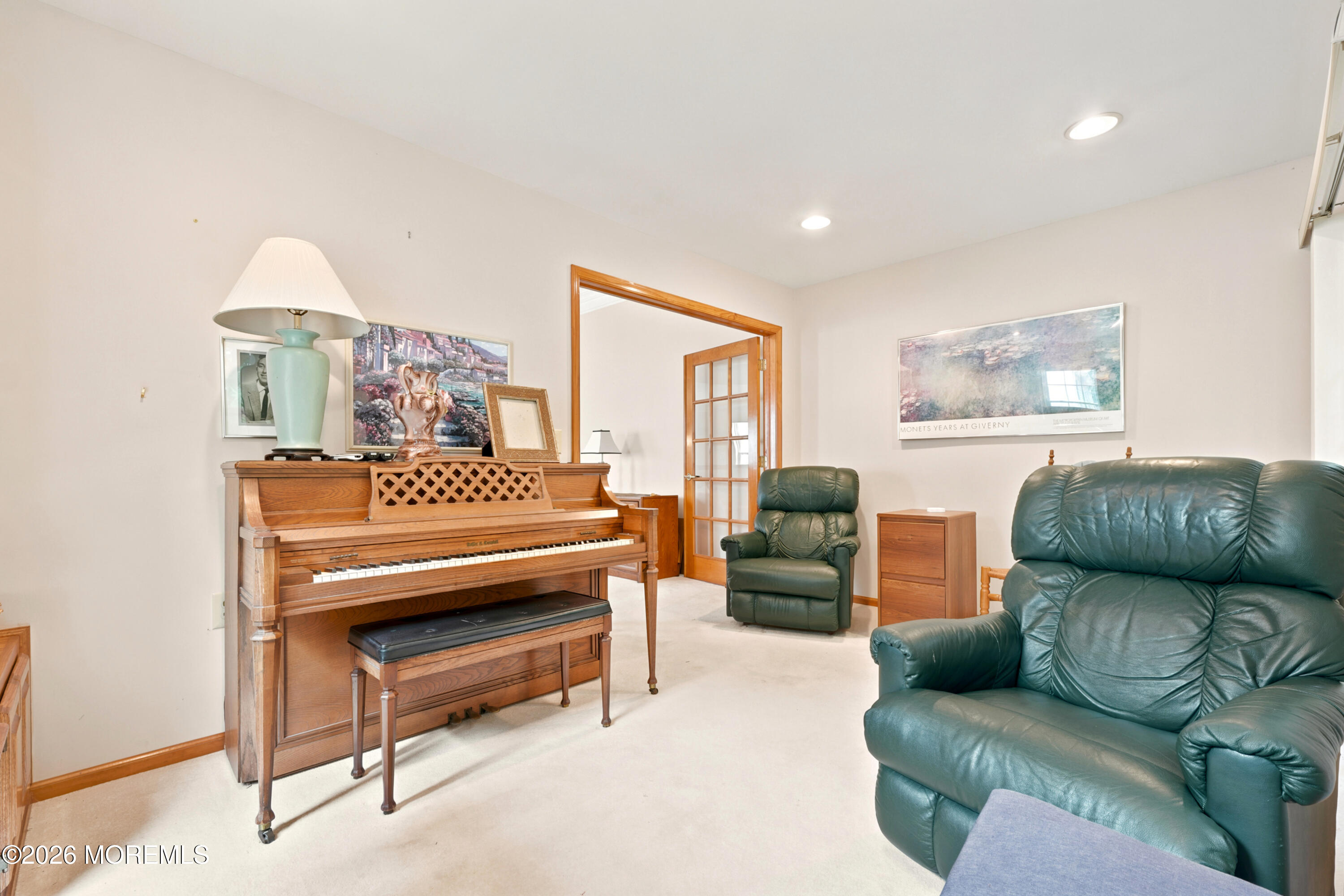 16 Angus Court Jackson NJ 08527