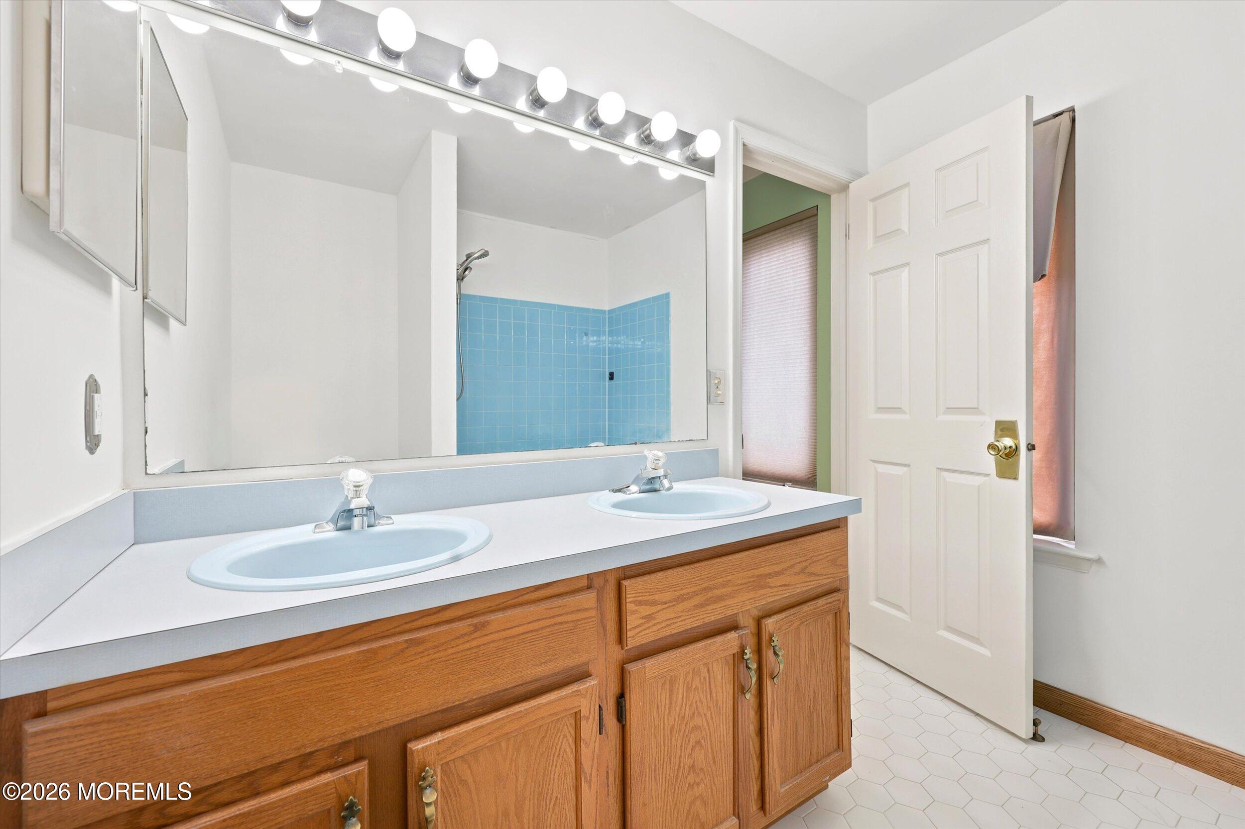 54 Sugarhill Road Manahawkin NJ 08050
