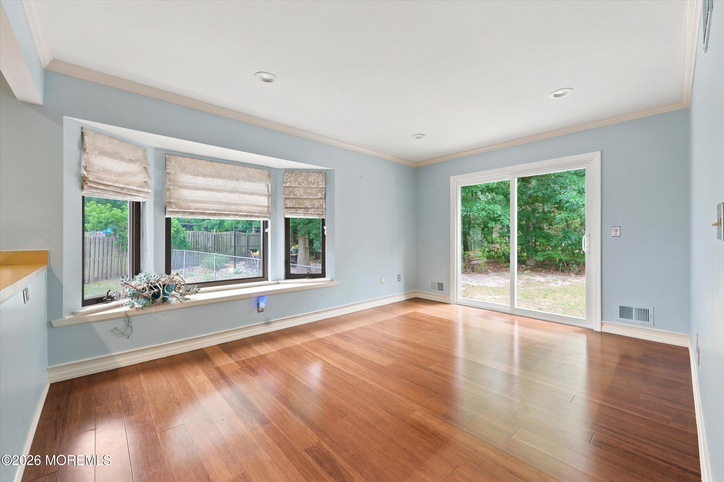 54 Sugarhill Road Manahawkin NJ 08050