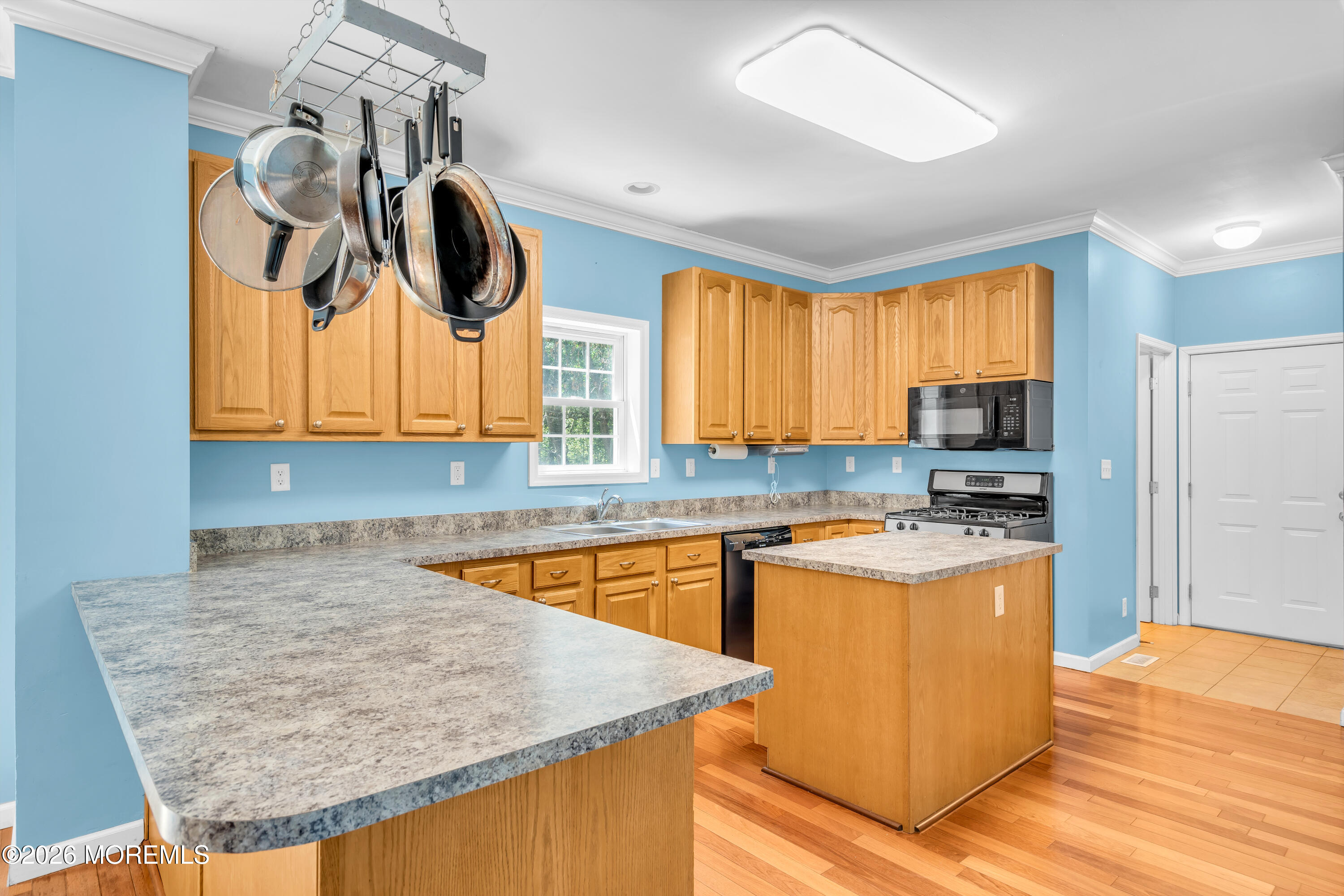 563 Vanderbilt Avenue Bayville NJ 08721