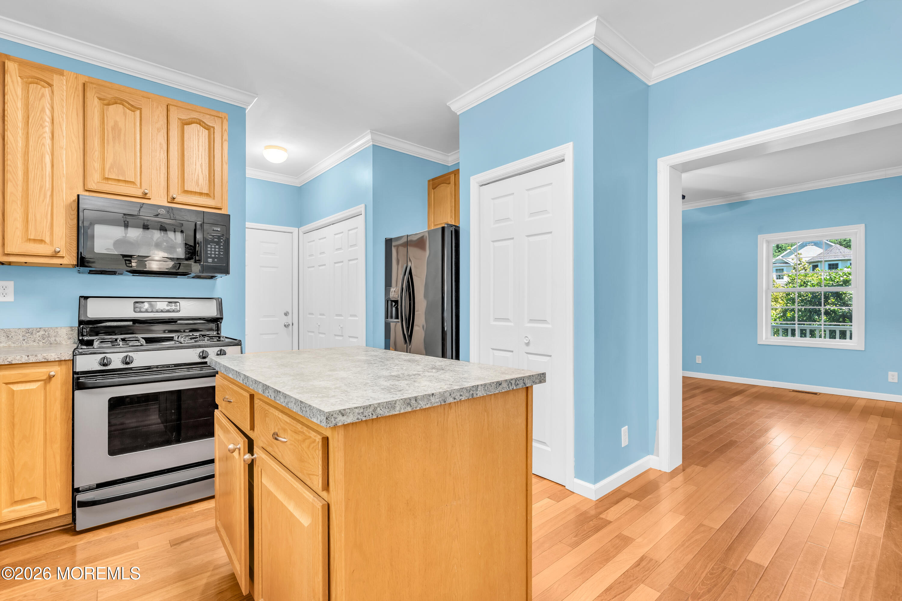 563 Vanderbilt Avenue Bayville NJ 08721