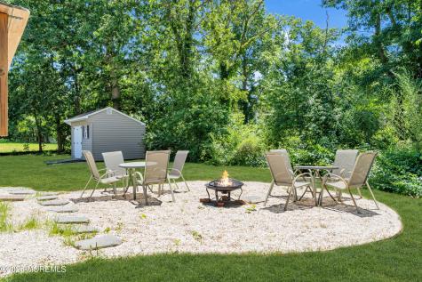563 Vanderbilt Avenue Bayville NJ 08721