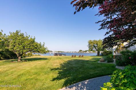 229 Comanche Drive Oceanport NJ 07757