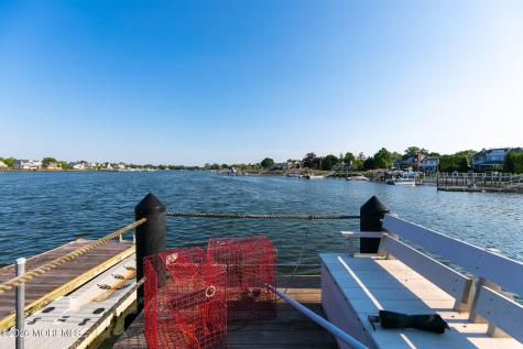 229 Comanche Drive Oceanport NJ 07757