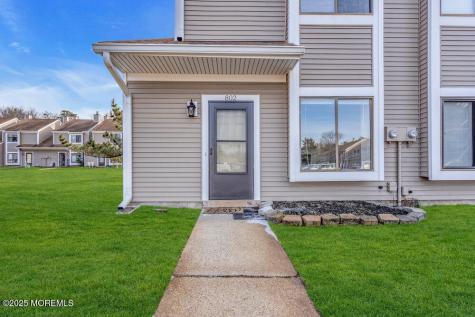 802 Sandra Place Brick NJ 08724