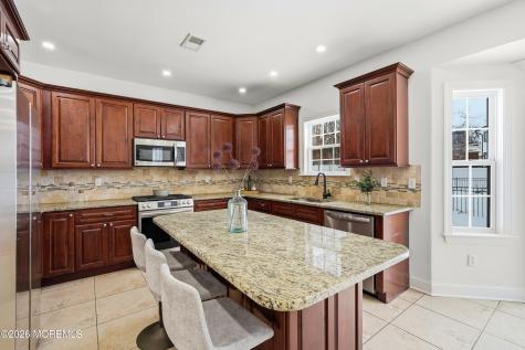 893 Lakehurst Avenue Jackson NJ 08527