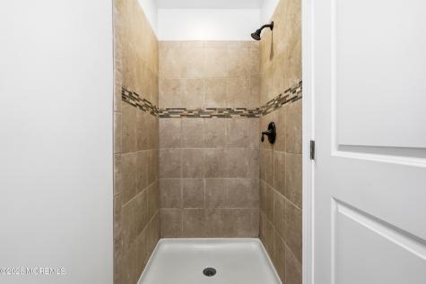 893 Lakehurst Avenue Jackson NJ 08527