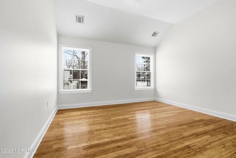 893 Lakehurst Avenue Jackson NJ 08527