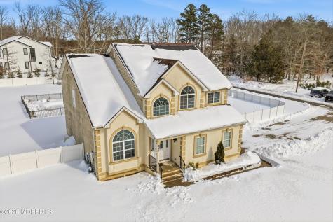 893 Lakehurst Avenue Jackson NJ 08527