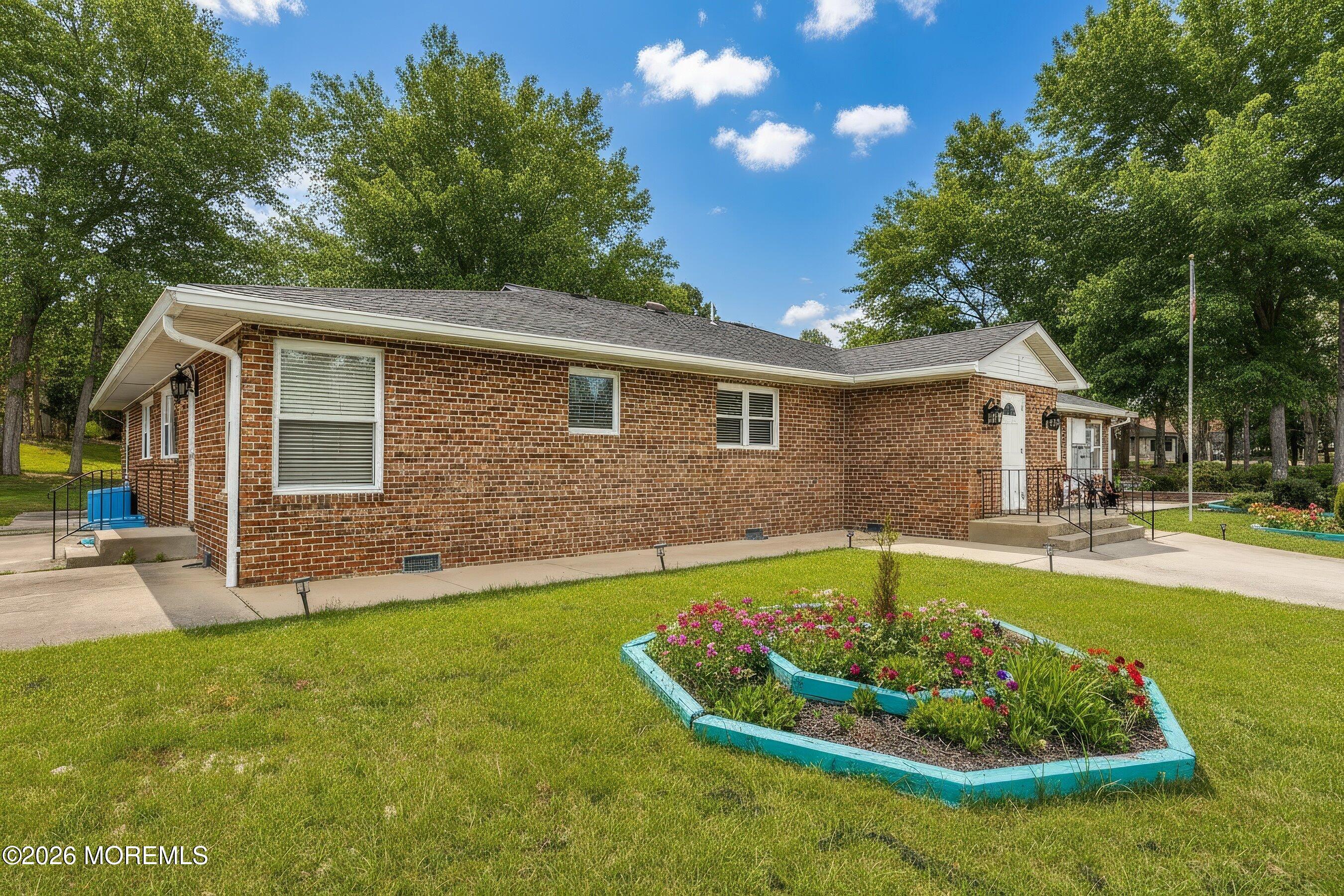 45 Dogwood Road Manahawkin NJ 08050