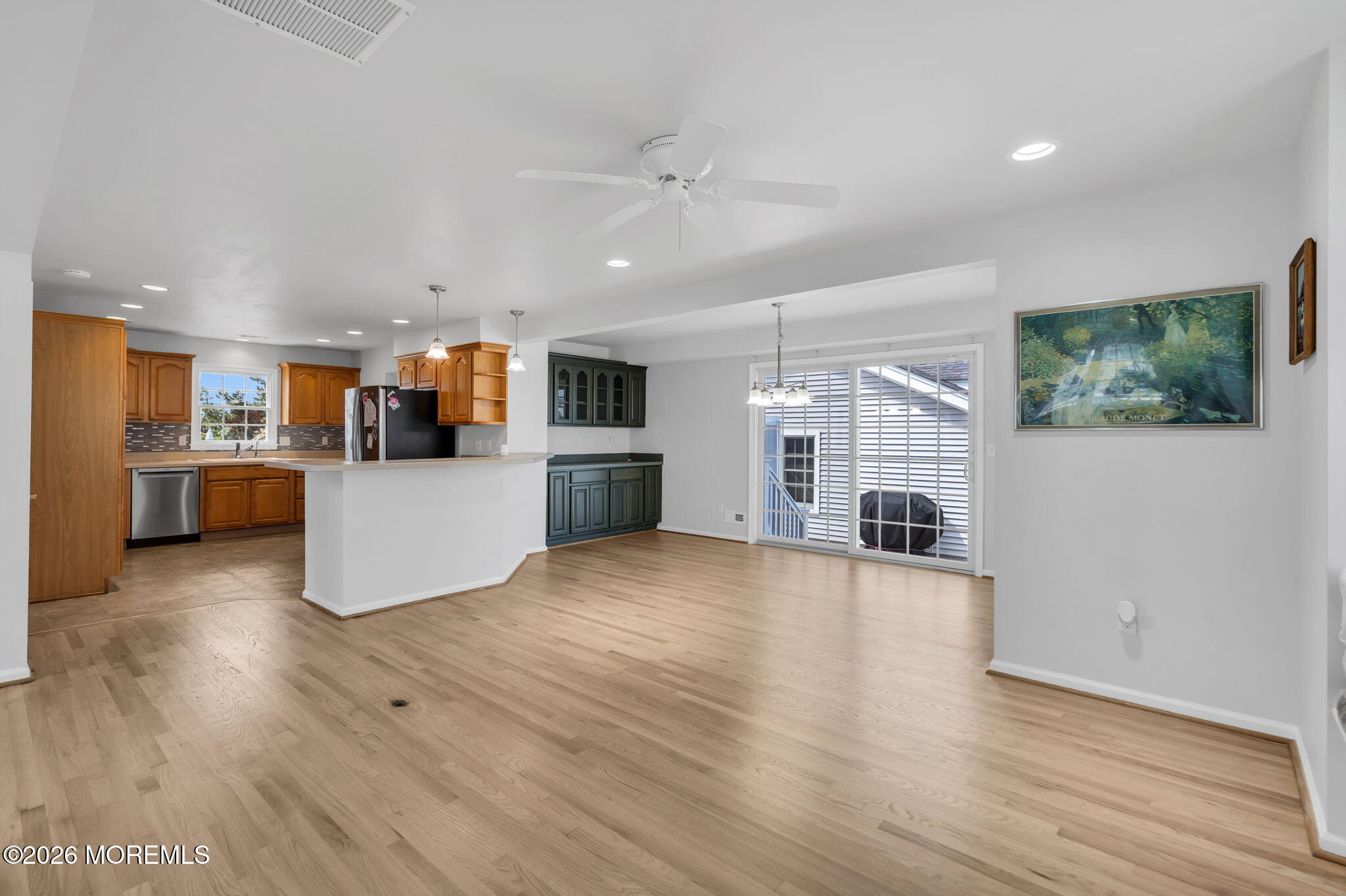 233 N 7th Street Surf City NJ 08008