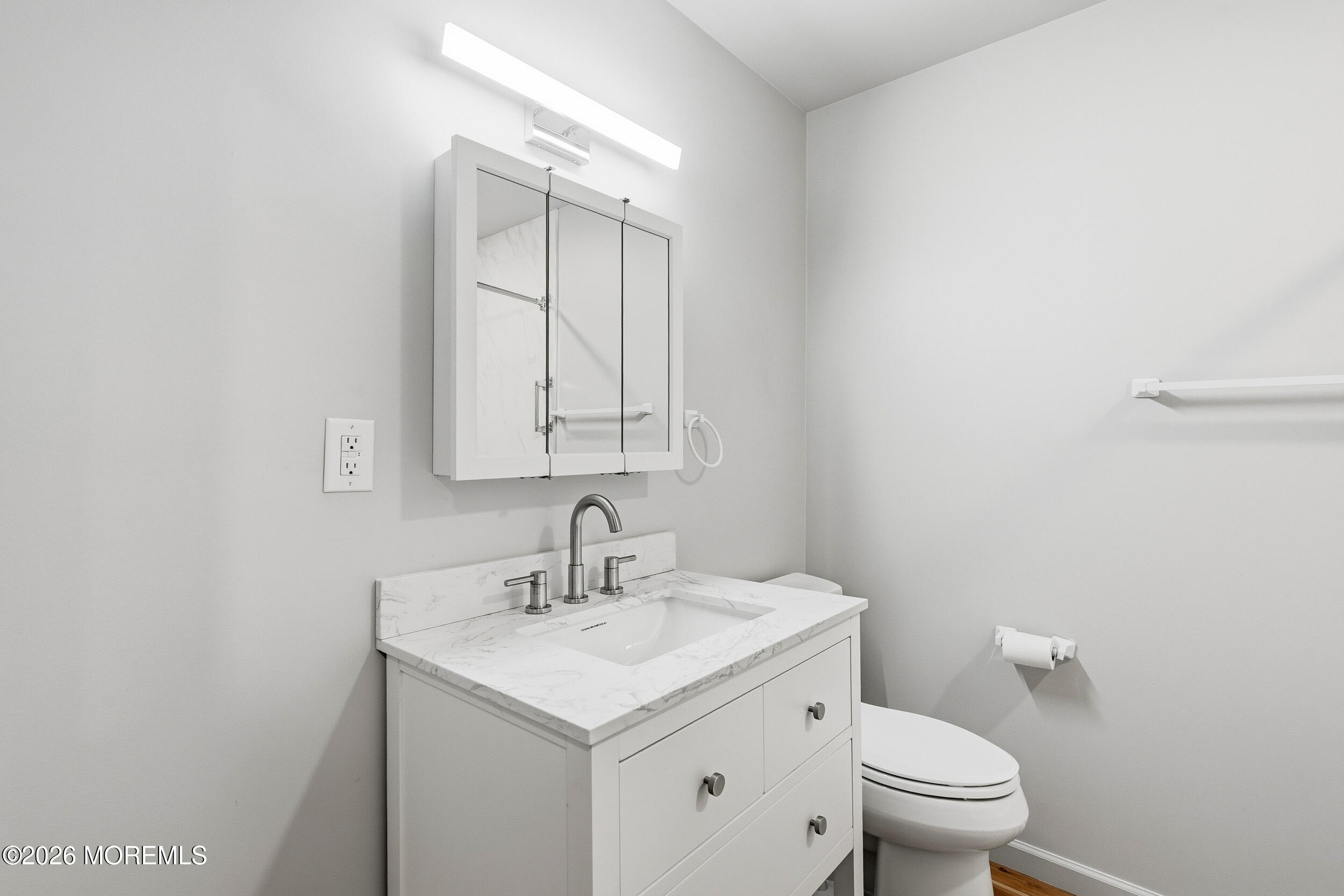 206 Huntington Drive Lakewood NJ 08701