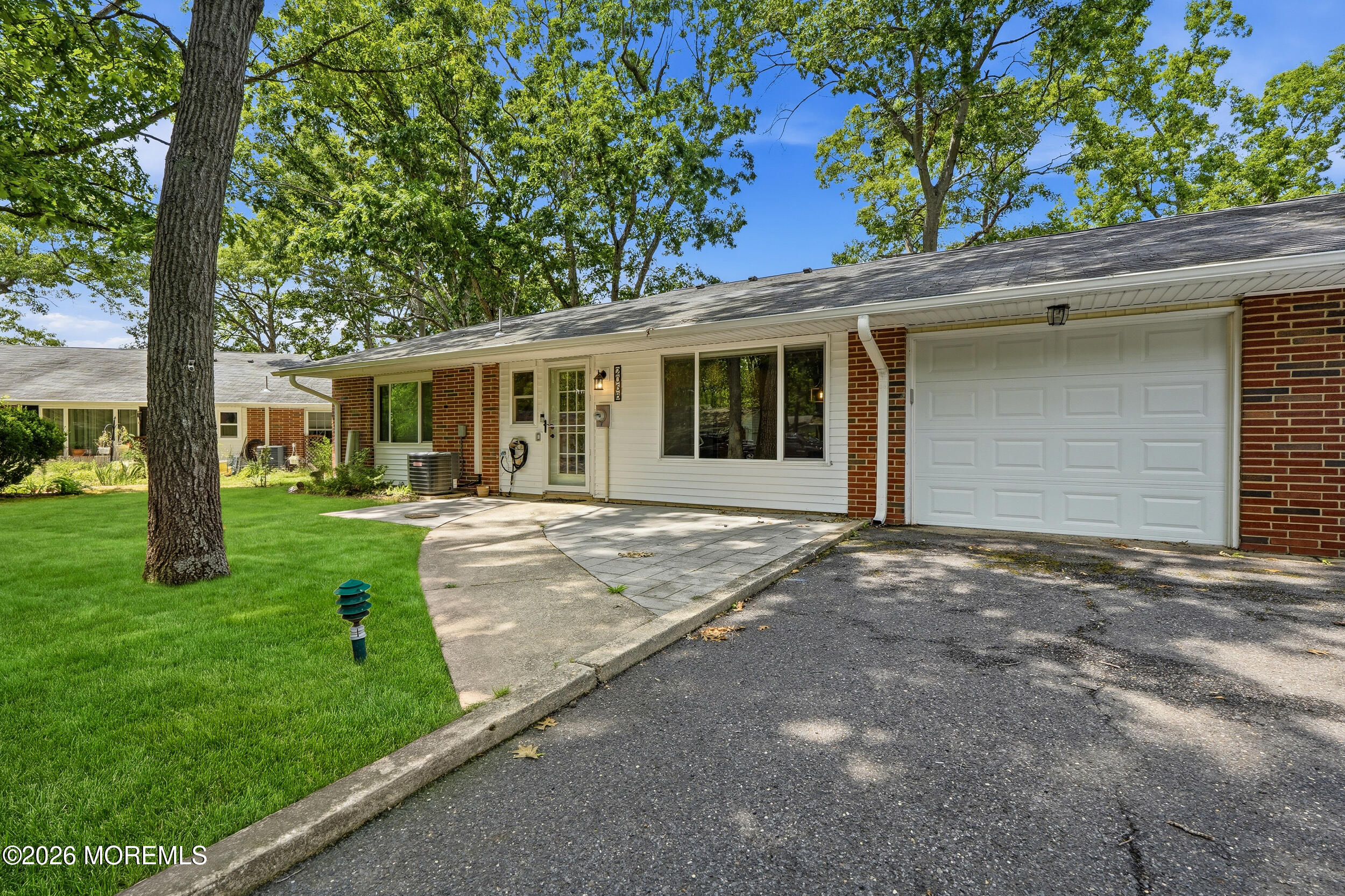 206 Huntington Drive Lakewood NJ 08701