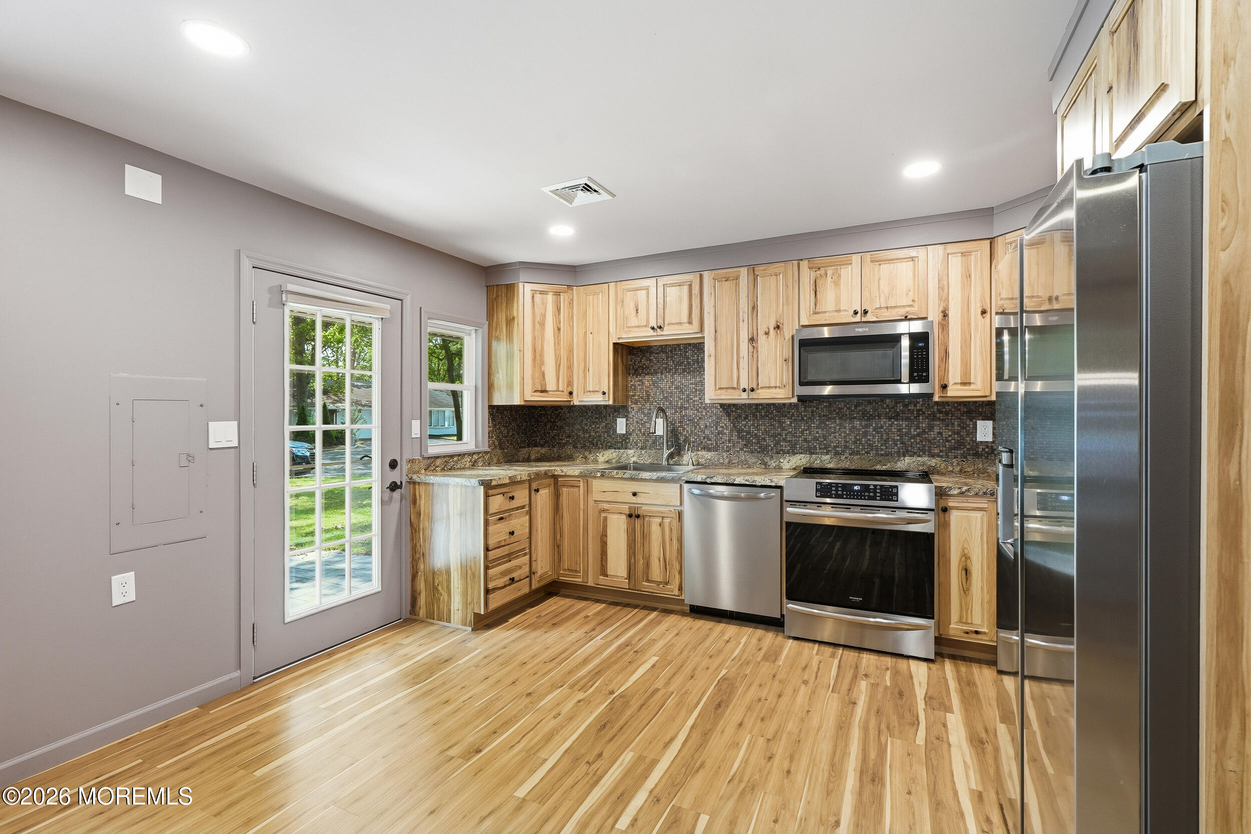 206 Huntington Drive Lakewood NJ 08701